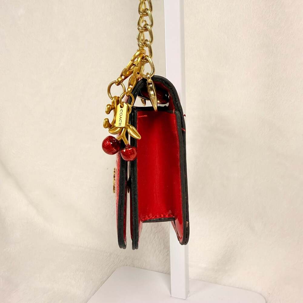 NEW Coach Red Patent Leather Signature Chain Crossbody Wallet - Picture 4 of 8